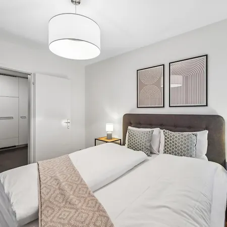 Cosy Flat Close Drive To Mount Pilatus Apartment *